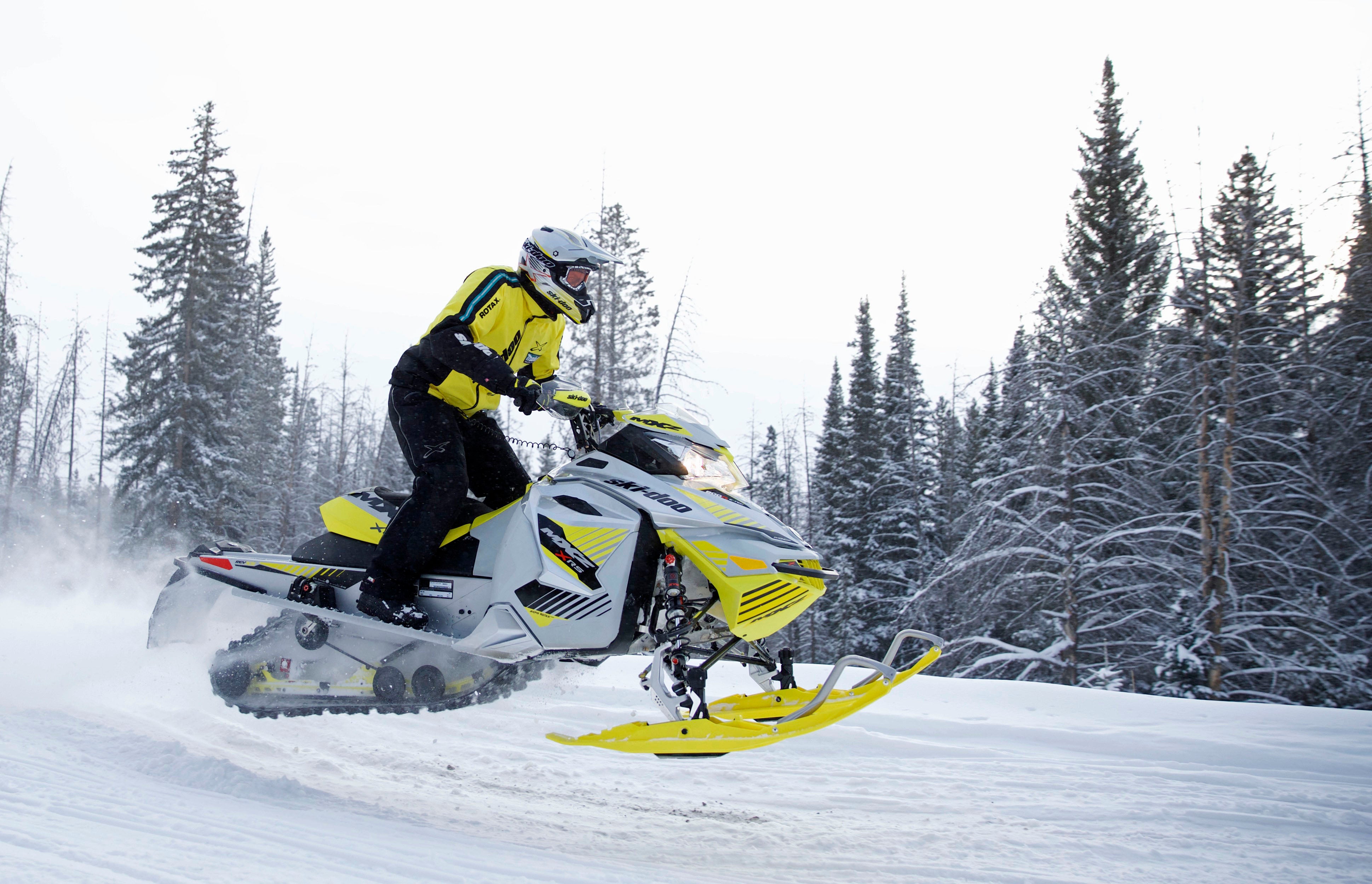 Race Sled to Trail Sled - Snowmobile.com