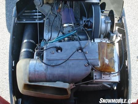 snocom.1974SuperBrute5engine