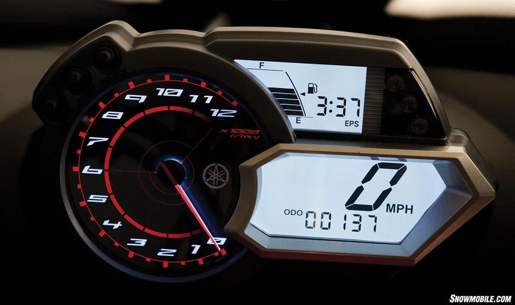 2011 Yamaha Apex SE Gauges