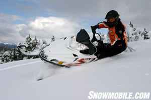 2011 Arctic Cat M8 Action01