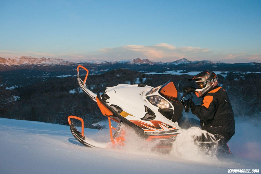 2011 Arctic Cat M8 SnoPro 162 Action01