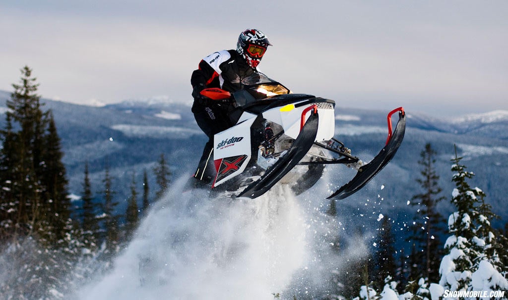 2011 Ski-Doo Renegade Backcountry X Action01