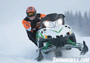 2011 Arctic Cat CFR 1000 Action01