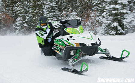 2011 Arctic Cat CFR 1000 Action02