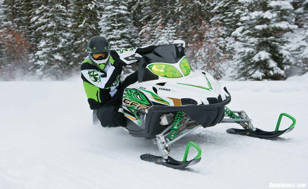 2011 Arctic Cat CFR 1000 Action02