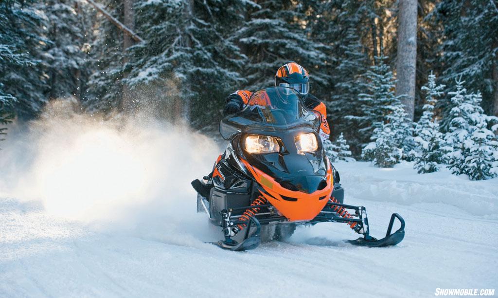 2011 Arctic Cat F5 LXR Action03