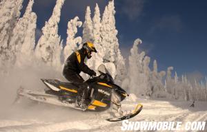 2012 Ski-Doo Renegade 1200 Action-02