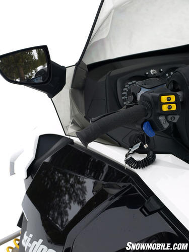 2012 Ski-Doo GSX 1200 LE Controls