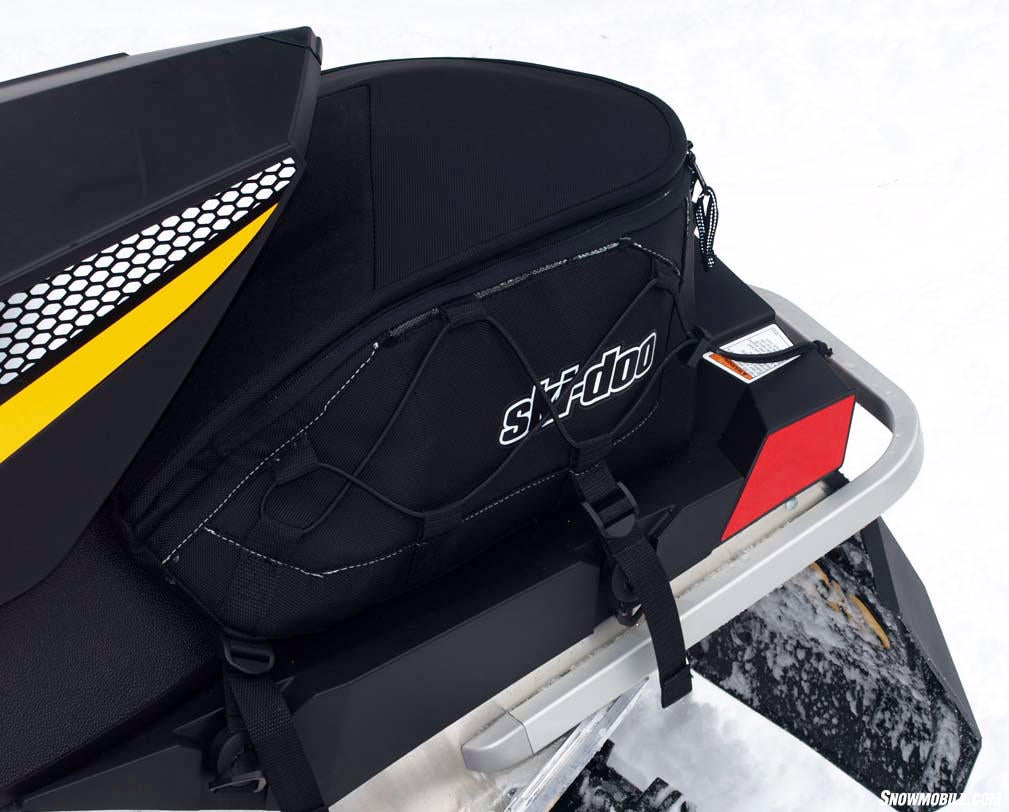 011012-2012-ski-doo-gsx-le-600-tunnel-bag