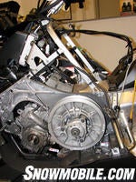 2013-yamaha-nytro-xtx-1-75--sideview-engine_clutch