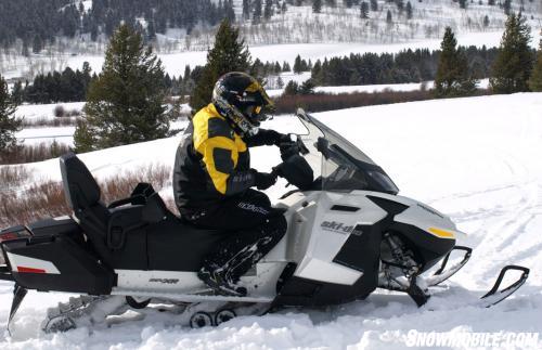 2013 Ski-Doo Grand Touring SE 1200 Action