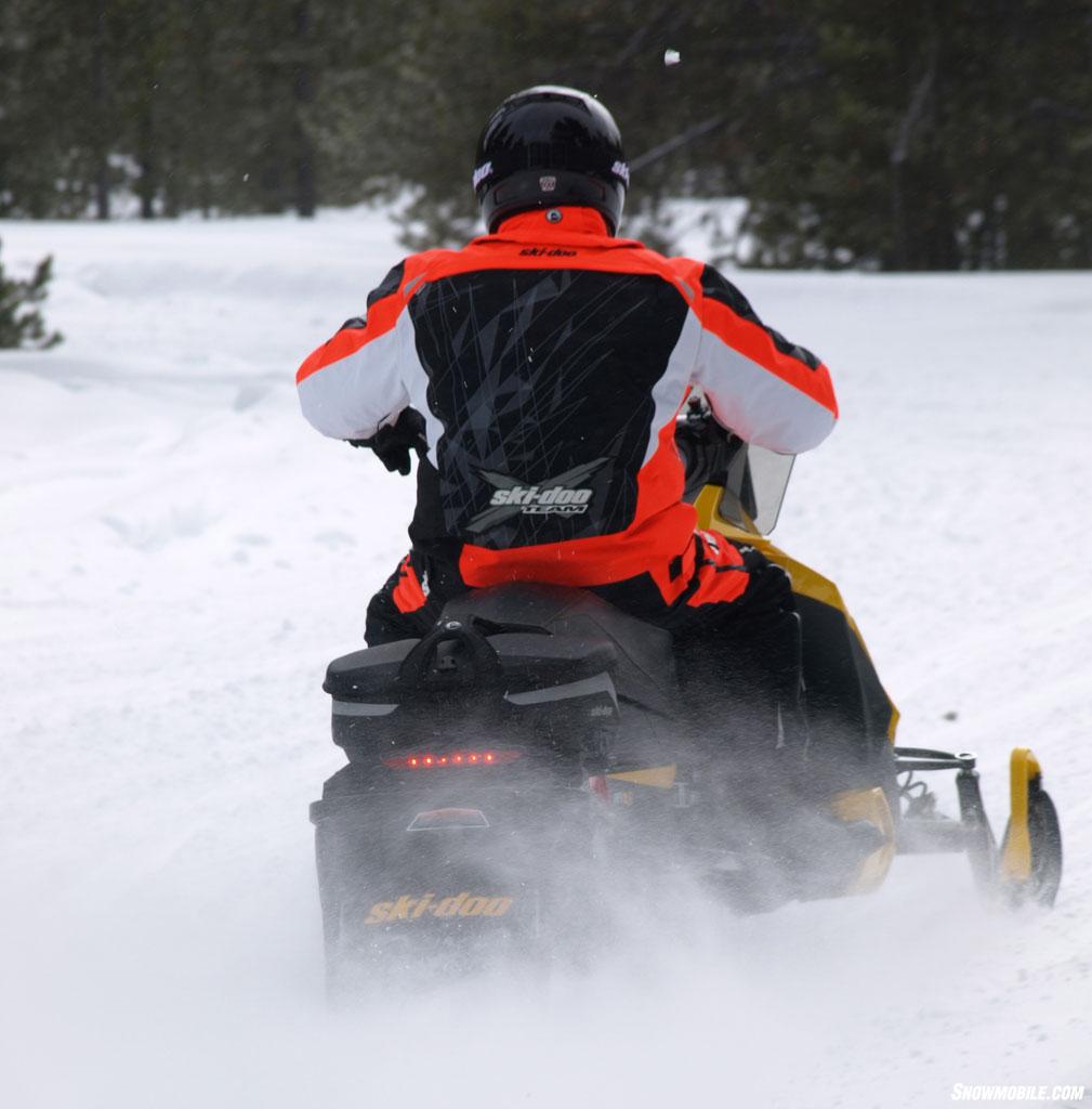 2014 Ski-Doo MXZ TNT ACE 900 Action Rear