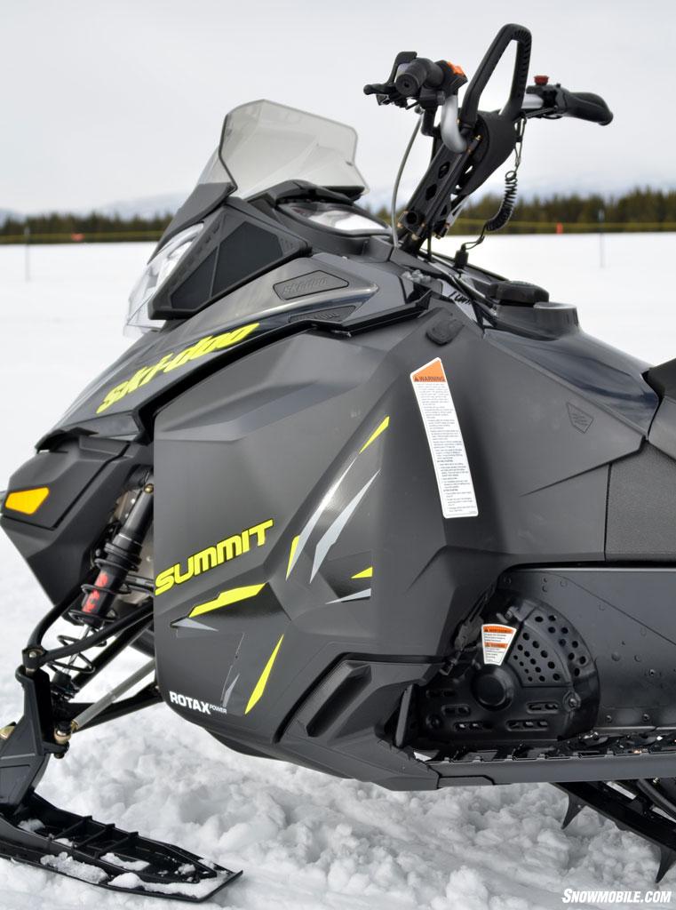 2014 Ski-Doo Summit X Footwells