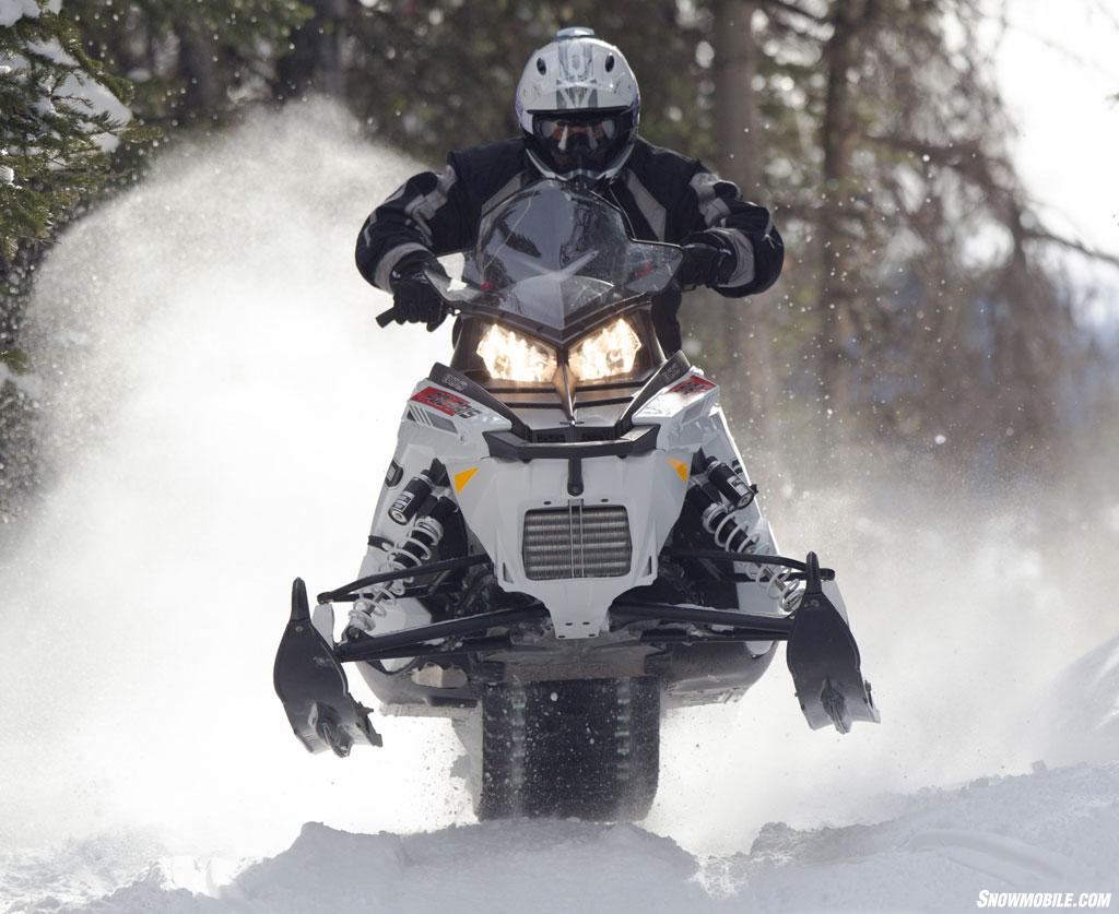 2014 Polaris 800 Rush Pro-R Action Jump