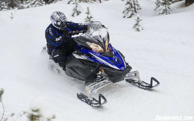 2014 Yamaha Apex XTX Action 01