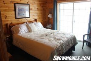 Lake Lauzon Resort Bedroom