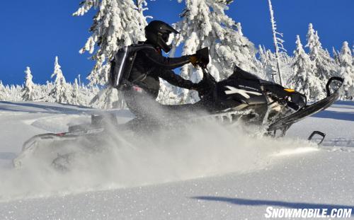 Ski-Doo XM Summit X 880 Deep Powder