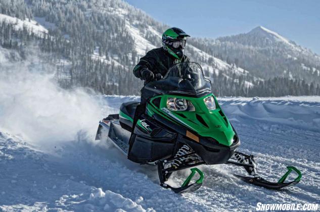 2015 Arctic Cat Lynx 2000 Action