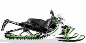 2015_ArcticCat_M9000_Limited162.jpg