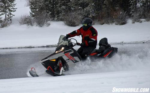 2015 Polaris 550 Indy Adventure 155 Action River