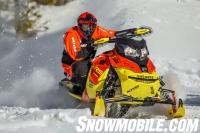 2015 Ski-Doo Renegade XRS 800 ETEC Action Cornering