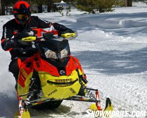 2015 Ski-Doo Renegade XRS 800 ETEC Action Cornering Tight