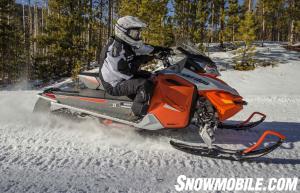 2015 Ski-Doo Renegade Sport 600 ACE Action