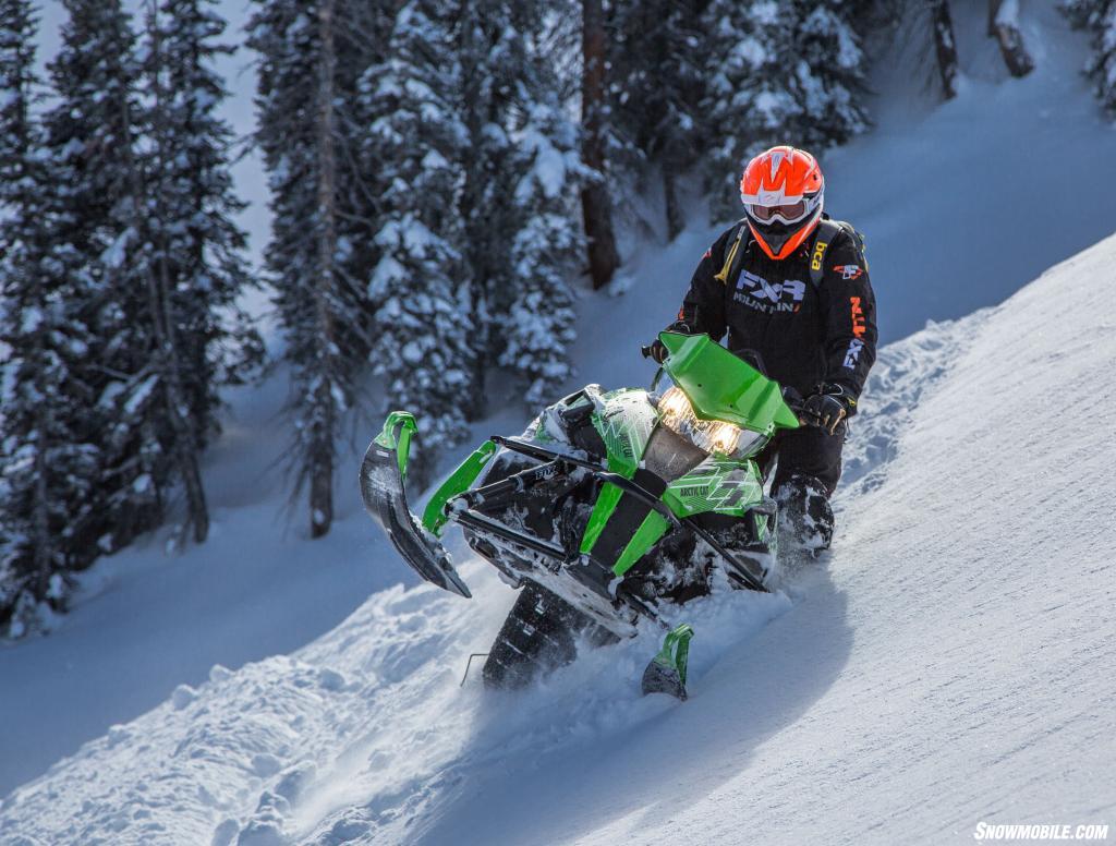 2015 Arctic Cat M8000 Sno Pro Action Sidehill