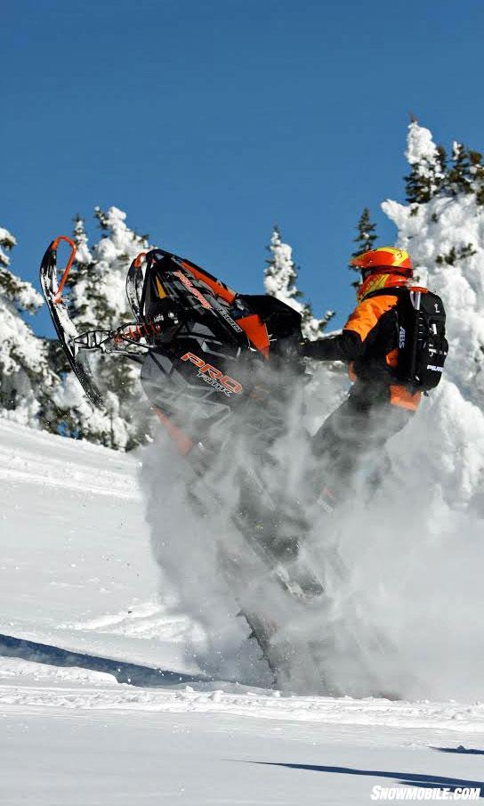 2015 Polaris 800 Pro-RMK Action Vertical