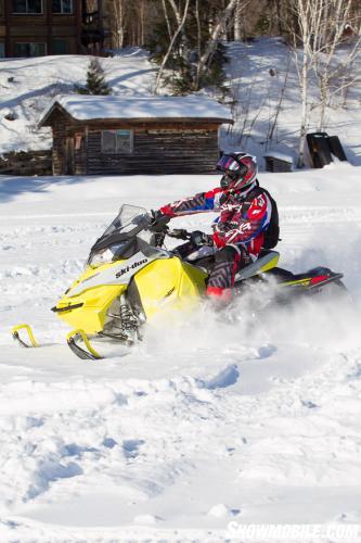 Ski-Doo MXZ 900 Ontario