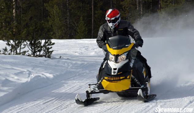 2016 Ski-Doo MXZ Blizzard 800 Action Cornering