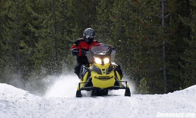 2016 Ski-Doo MXZ TNT 1200 4-TEC Action Front