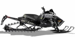 2016_ArcticCat_M9000_Limited162.jpg