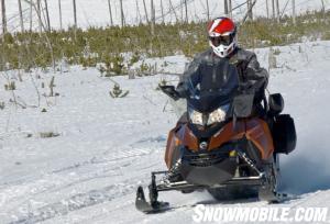 2016 Ski-Doo Grand Touring SE 1200 Acton Front