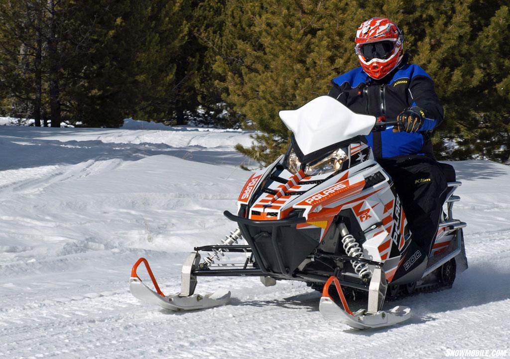 2016 Polaris 800 Indy SP Action