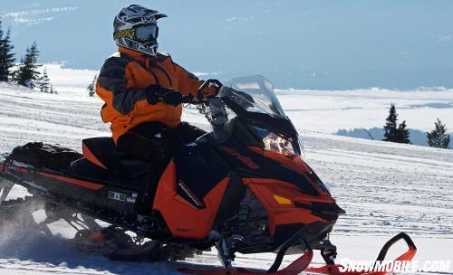 2016 Ski-Doo Renegade Backcountry 800R Action Trail