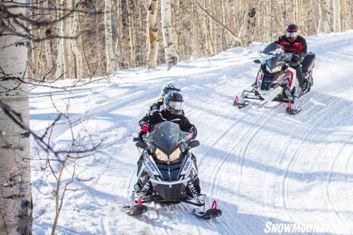 2016 Polaris 550 Indy LXT Action