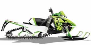 2017_ArcticCat_M8000_HCR153.jpg