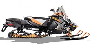 2018_ArcticCat_XF9000_CrossTour.jpg