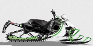 2015_ArcticCat_M8000_LimitedES153.jpg