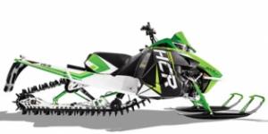 2016_ArcticCat_M8000_HCR153.jpg